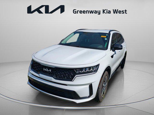 Photo of 2022 Glacial White Pearl Kia Sorento