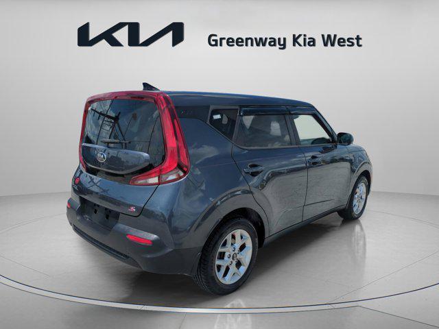 Photo of 2020 Gravity Grey Kia Soul