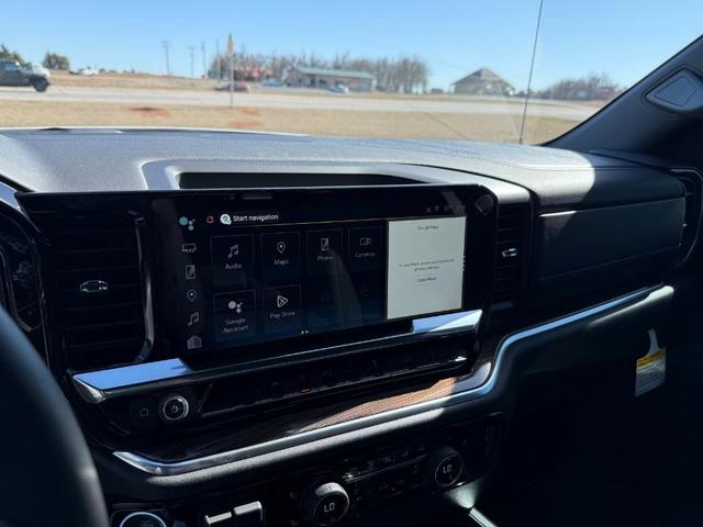 Photo of 2025 Summit White Chevrolet Silverado 1500