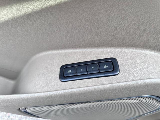Photo of 2019 Black Chevrolet Tahoe