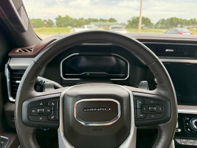 Photo of 2022 Summit White GMC Sierra 1500