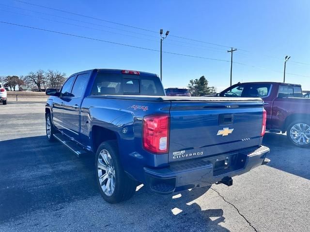 Photo of 2017 Deep Ocean Blue Metallic Chevrolet Silverado 1500