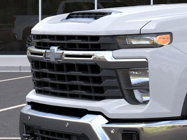 Photo of 2025 Summit White Chevrolet Silverado 2500