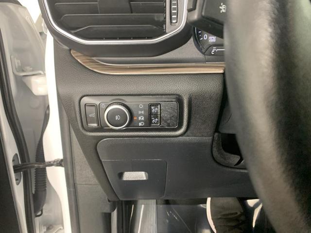 Photo of 2023 Oxford White Ford Explorer