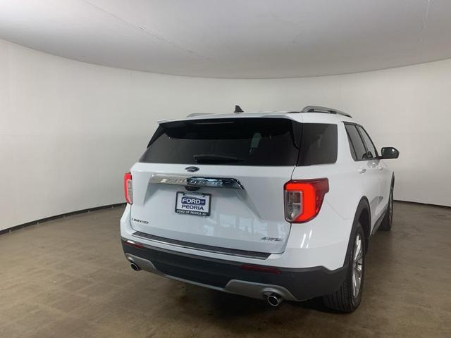 Photo of 2023 Oxford White Ford Explorer
