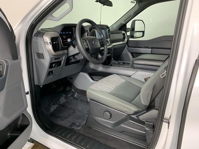 Photo of 2023 Oxford White Ford F-150
