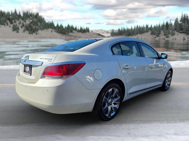 Photo of 2010 White Buick LaCrosse