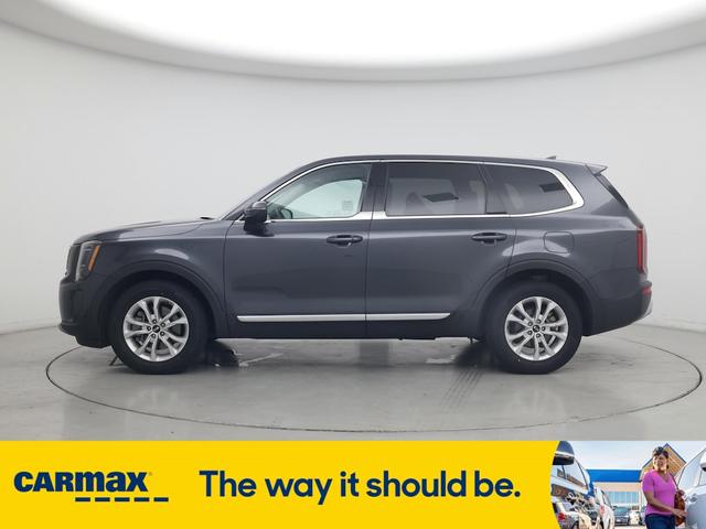 Photo of 2021 Gray Kia Telluride