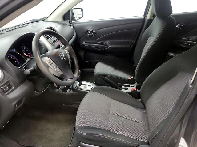 Photo of 2017 Gray Nissan Versa