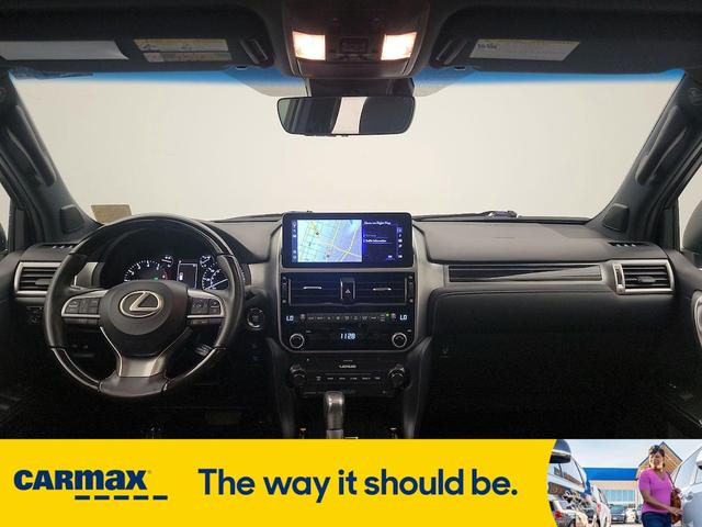 Photo of 2023 White Lexus GX 460