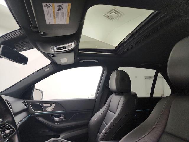 Photo of 2021 White Mercedes-Benz GLE 350