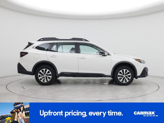 Photo of 2020 Pearl Subaru Outback
