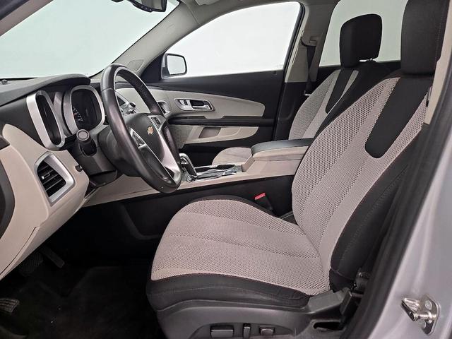 Photo of 2015 Silver Chevrolet Equinox