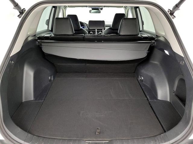Photo of 2024 White Toyota RAV4 Hybrid