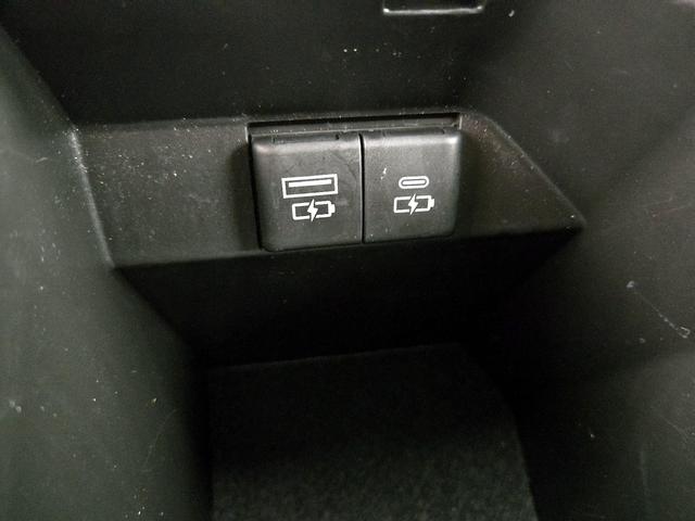 Photo of 2024 White Toyota Camry