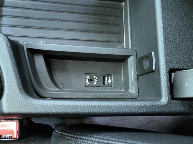 Photo of 2017 Gray BMW 320