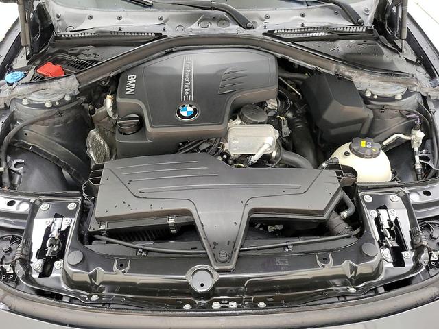 Photo of 2017 Gray BMW 320