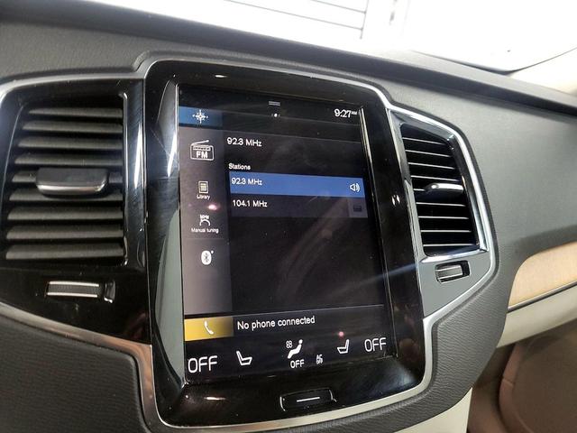 Photo of 2022 Gray Volvo XC90 Recharge Plug-In Hybrid