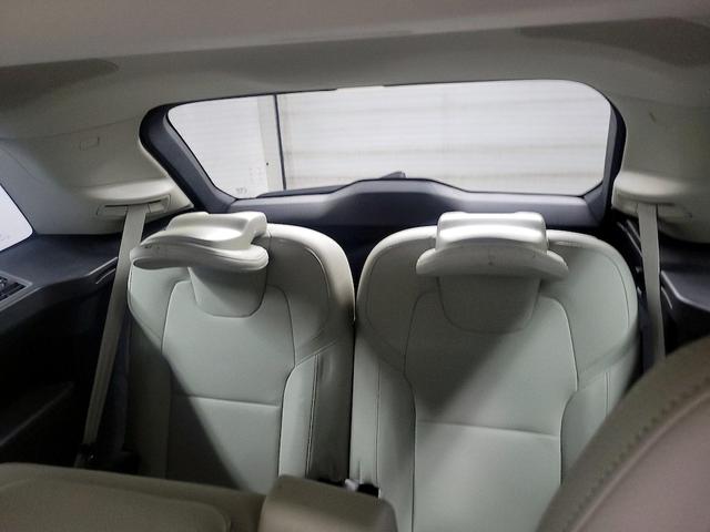 Photo of 2022 Gray Volvo XC90 Recharge Plug-In Hybrid