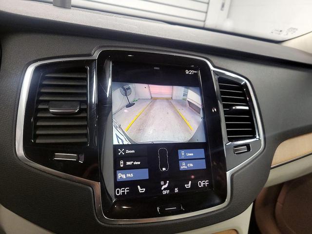 Photo of 2022 Gray Volvo XC90 Recharge Plug-In Hybrid