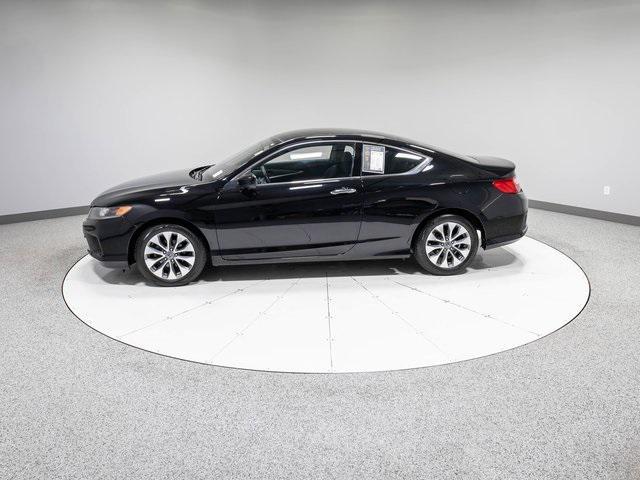 Photo of 2015 Crystal Black Pearl Honda Accord