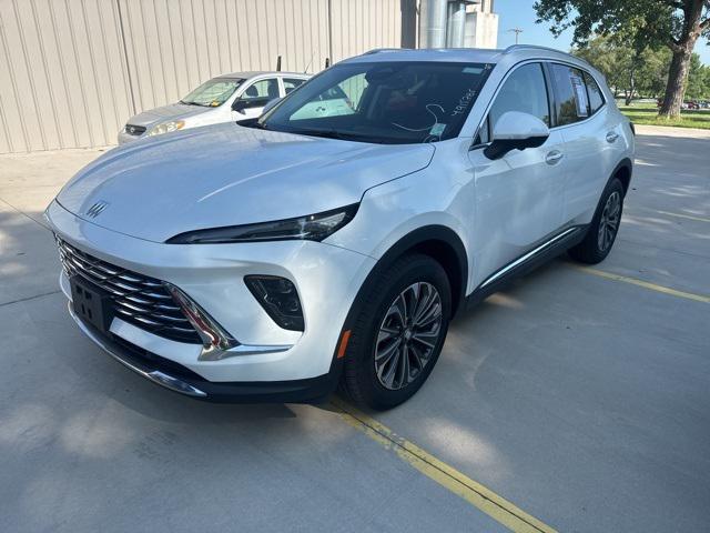 Photo of 2024 Summit White Buick Envision