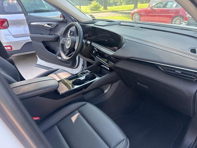 Photo of 2024 Summit White Buick Envision