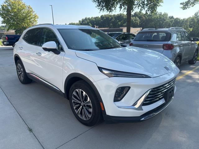 Photo of 2024 Summit White Buick Envision