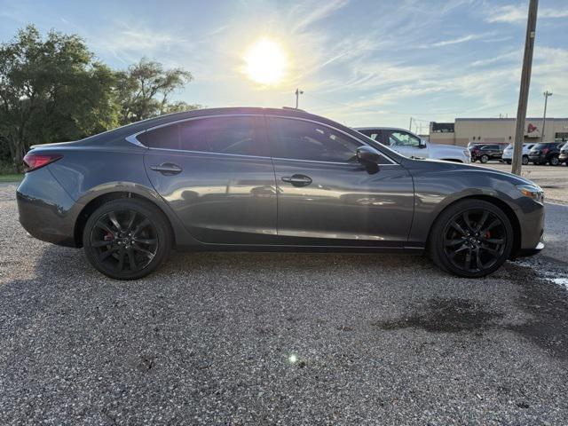 Photo of 2016 Meteor Gray Mica Mazda Mazda6