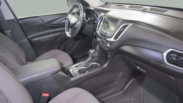 Photo of 2019 Mosaic Black Metallic Chevrolet Equinox