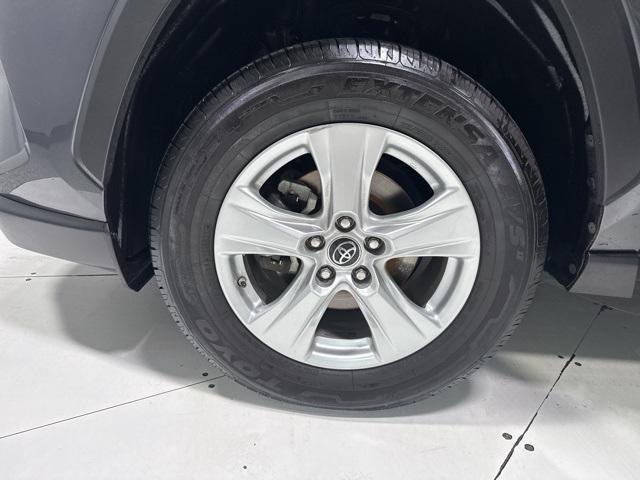 Photo of 2019 Magnetic Gray Metallic Toyota RAV4