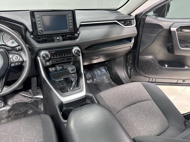 Photo of 2019 Magnetic Gray Metallic Toyota RAV4