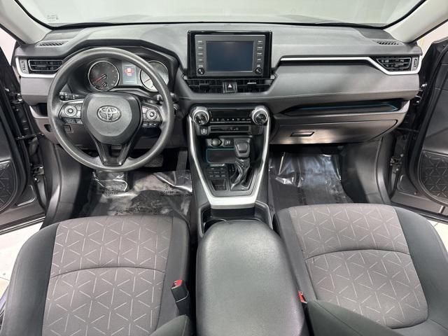 Photo of 2019 Magnetic Gray Metallic Toyota RAV4