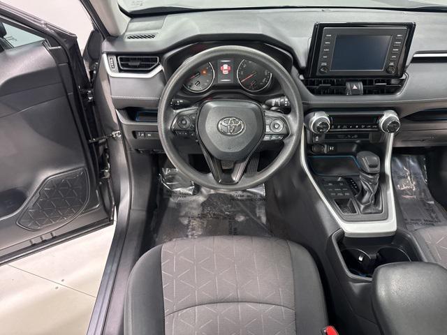 Photo of 2019 Magnetic Gray Metallic Toyota RAV4