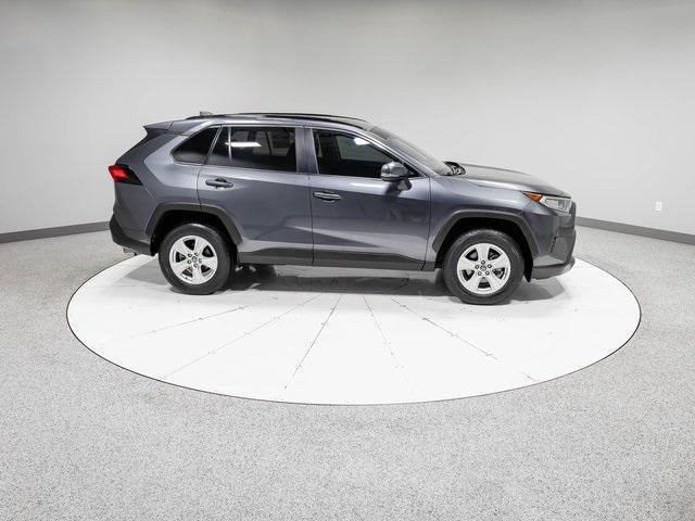 Photo of 2019 Magnetic Gray Metallic Toyota RAV4