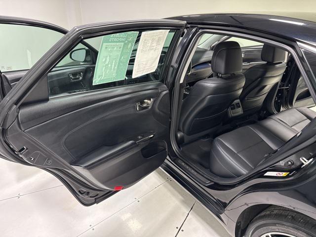 Photo of 2015 Attitude Black Toyota Avalon