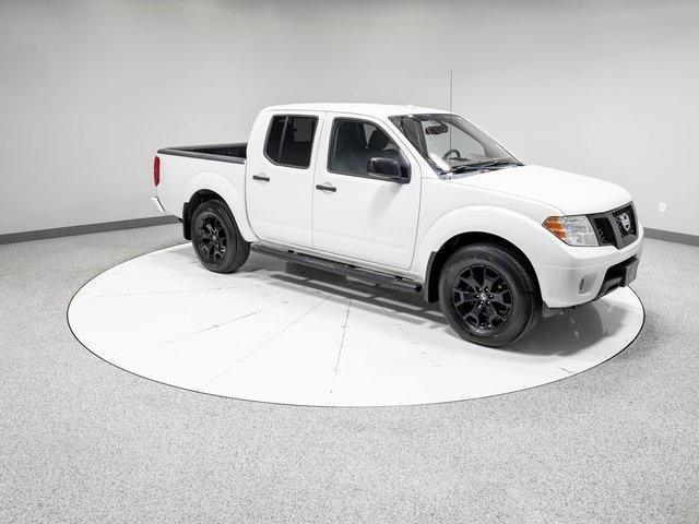 Photo of 2018 Glacier White Nissan Frontier