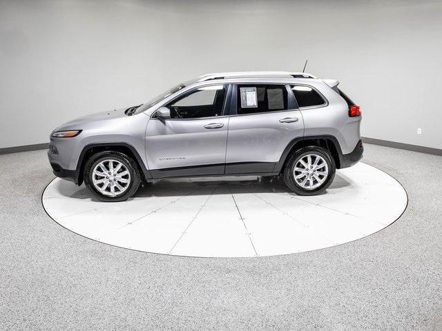 Photo of 2017 Billet Silver Metallic Clearcoat Jeep Cherokee