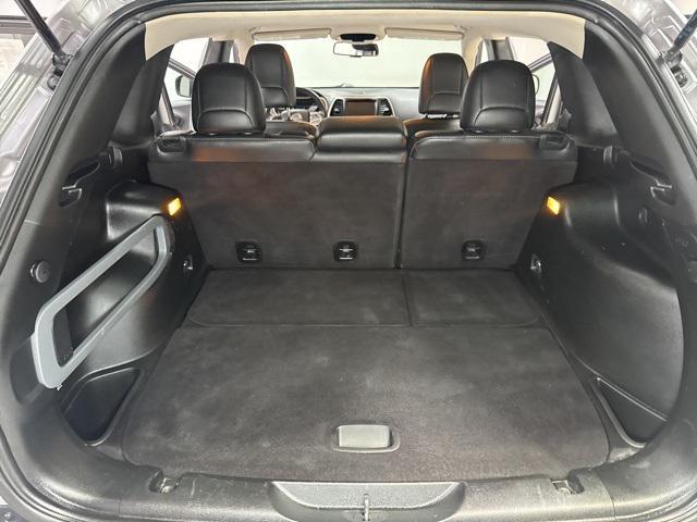 Photo of 2017 Billet Silver Metallic Clearcoat Jeep Cherokee