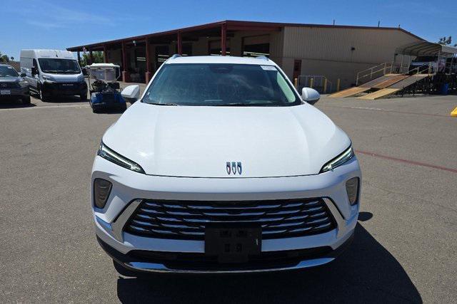 Photo of 2024 Summit White Buick Envision