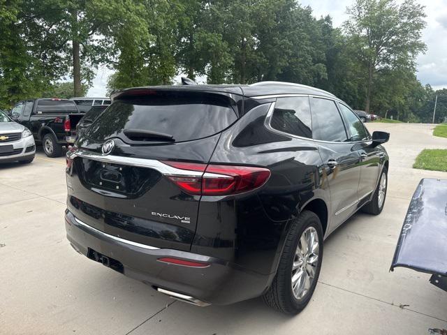 Photo of 2018 Ebony Twilight Metallic Buick Enclave