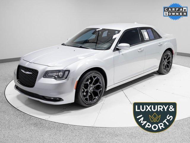 2020 Chrysler 300
