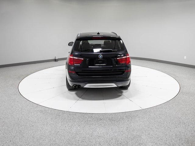 Photo of 2017 Black Sapphire Metallic BMW X3