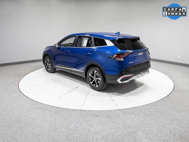Photo of 2023 Sapphire Blue Kia Sportage