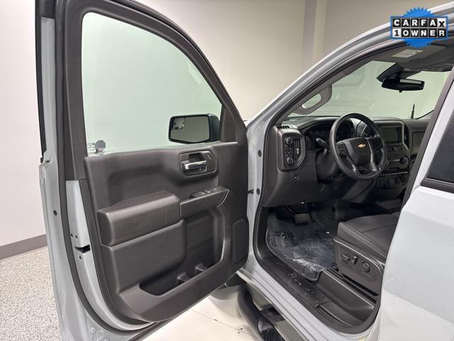 Photo of 2025 Slate Gray Metallic Chevrolet Silverado 1500