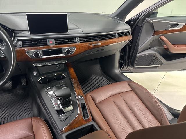 Photo of 2017 Moonlight Blue Metallic Audi A4
