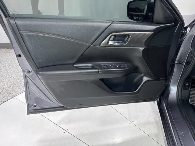 Photo of 2017 Modern Steel Metallic Honda Accord