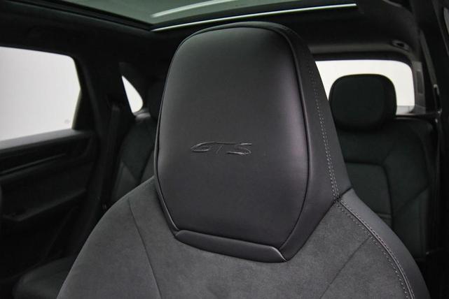 Photo of 2025 Chalk Porsche Cayenne