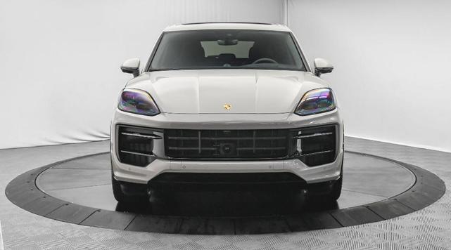 Photo of 2025 Chalk Porsche Cayenne