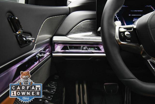 Photo of 2024 Mineral White Metallic BMW 740